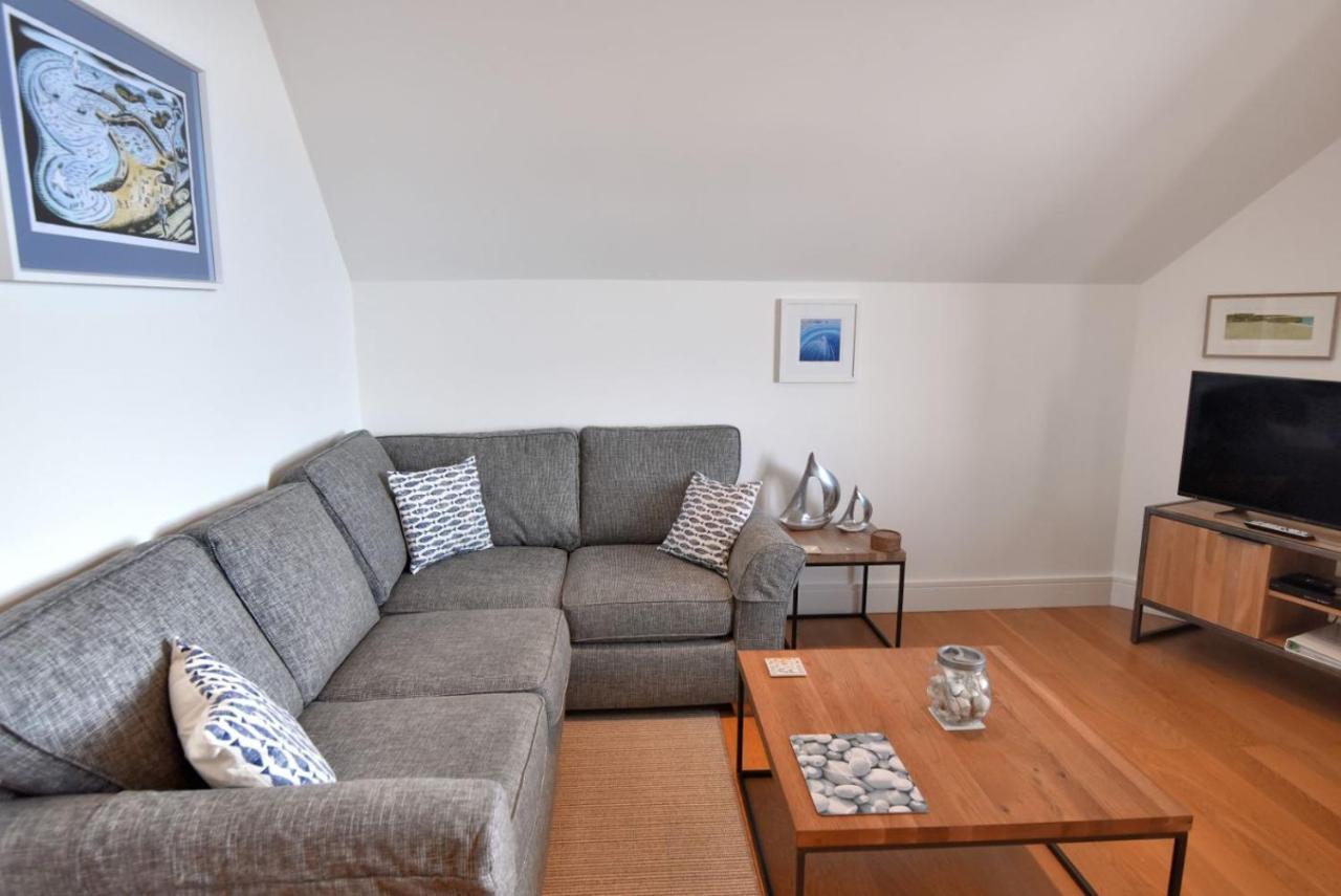 5 Coram Tower Apartment ไลม์รีจิส ภายนอก รูปภาพ